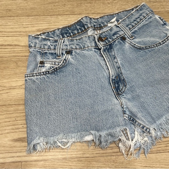 Vintage Orange Tab Levi’s Distressed Cut Off Midrise Denim Shorts Waist 28” - Picture 4 of 14